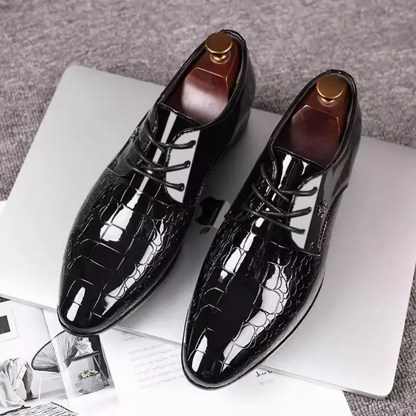 Sleek Men's Leather Dress Shoes - Pointed Toe