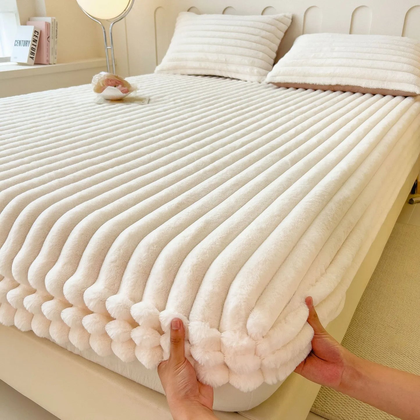 Soft Stretchy Fitted Bed Sheet with Elastic Sides - Nocini