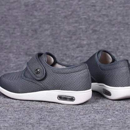 Comfortable Extra Roomy Diabetic Shoes