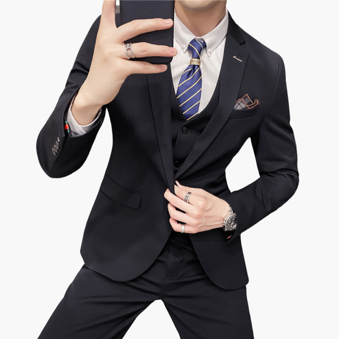 Timeless 3-Piece Mens Suit with Sophisticated Look - Olytrend