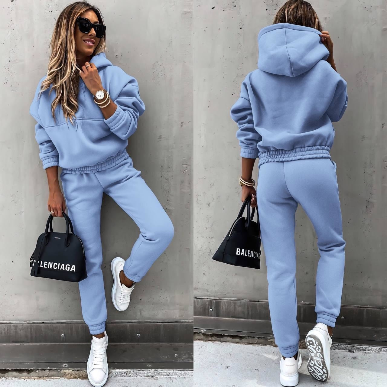 Comfy Women's Athletic Sweat Suit - Nocini