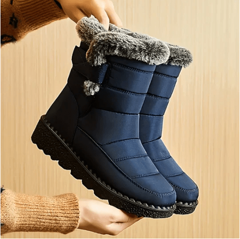 Insulated Women's Snow Boots - Nocini