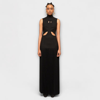 Elegant Long Dress with Pleats and Trendy Cutouts - Nocini