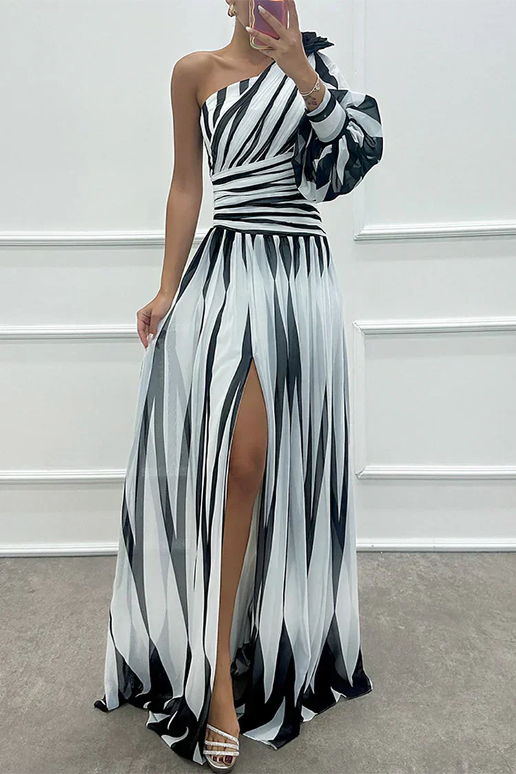 Chic Stripe Off Shoulder Maxi Dress - Olytrend