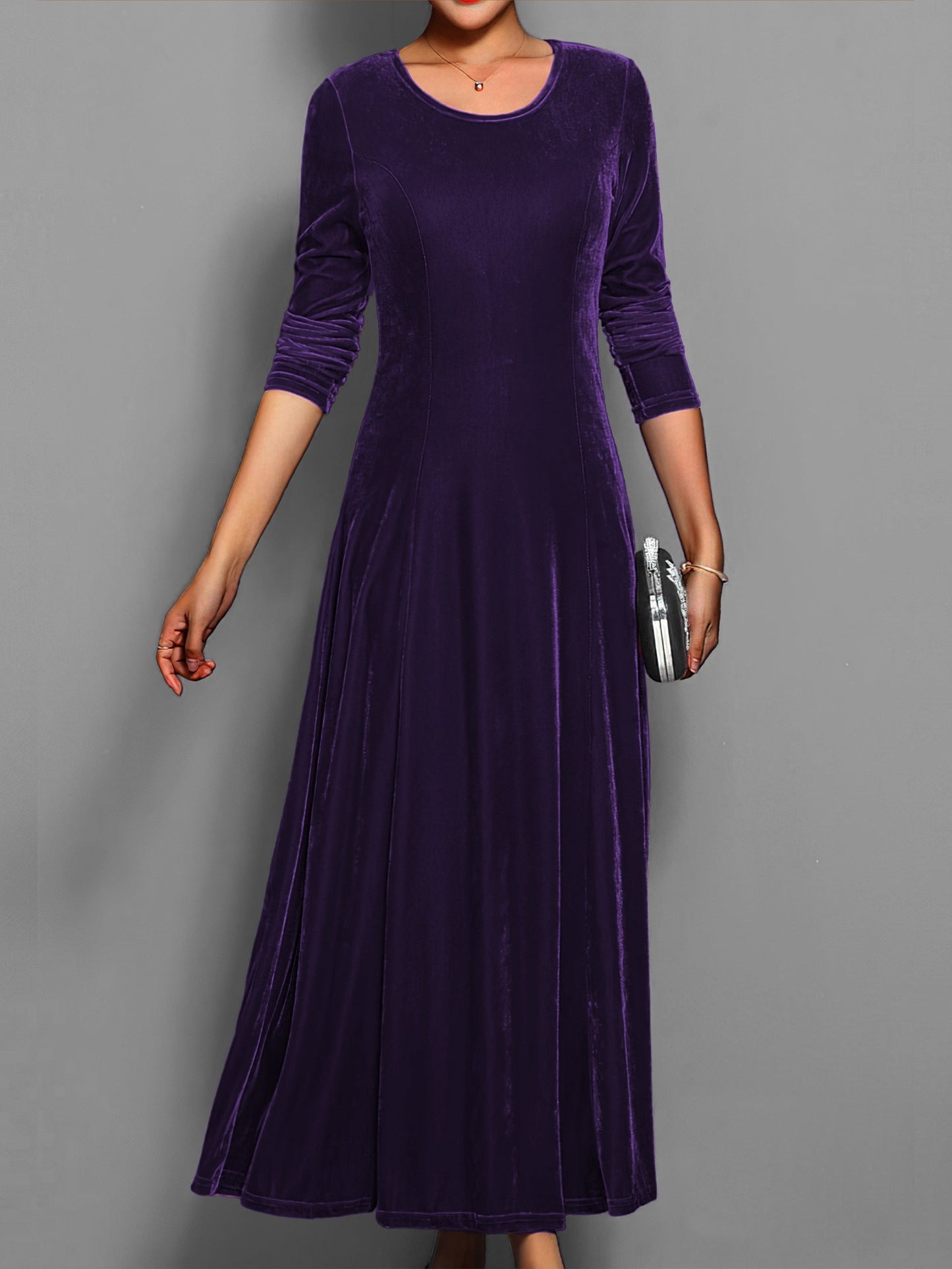 Luxurious Women's Velvet Maxi Dress with Long Sleeves