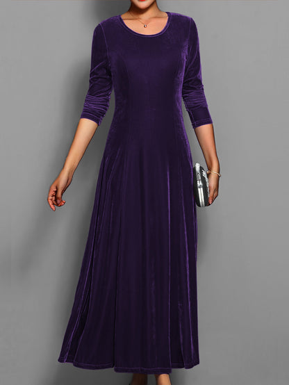 Luxurious Women's Velvet Maxi Dress with Long Sleeves