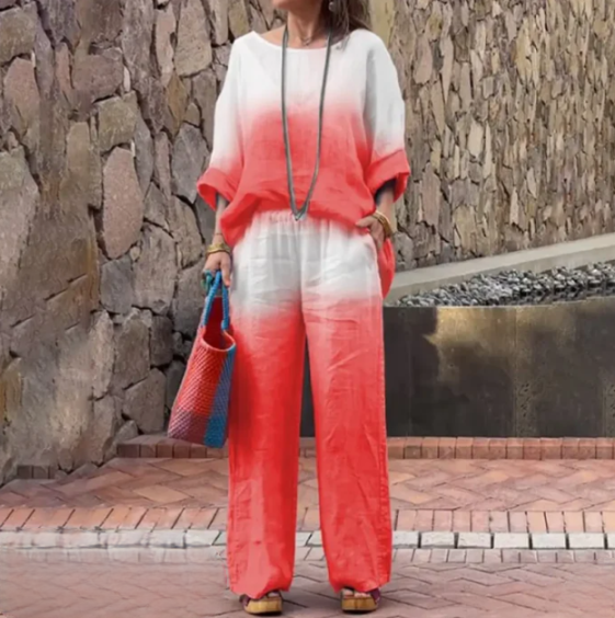 Comfortable Women's Outfit - Relaxed Fit Top & Trousers