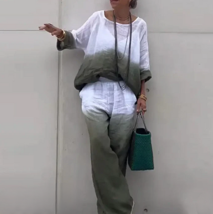 Comfortable Women's Outfit - Relaxed Fit Top & Trousers