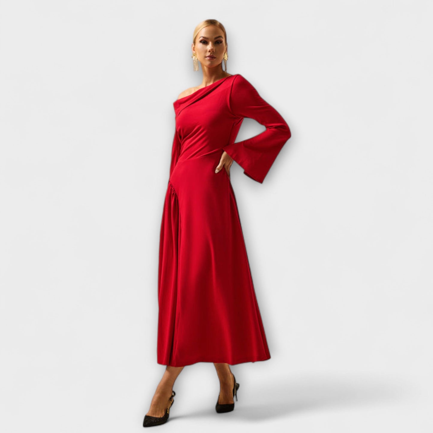 Elegant Cold Shoulder Dress with Puffy Sleeves
