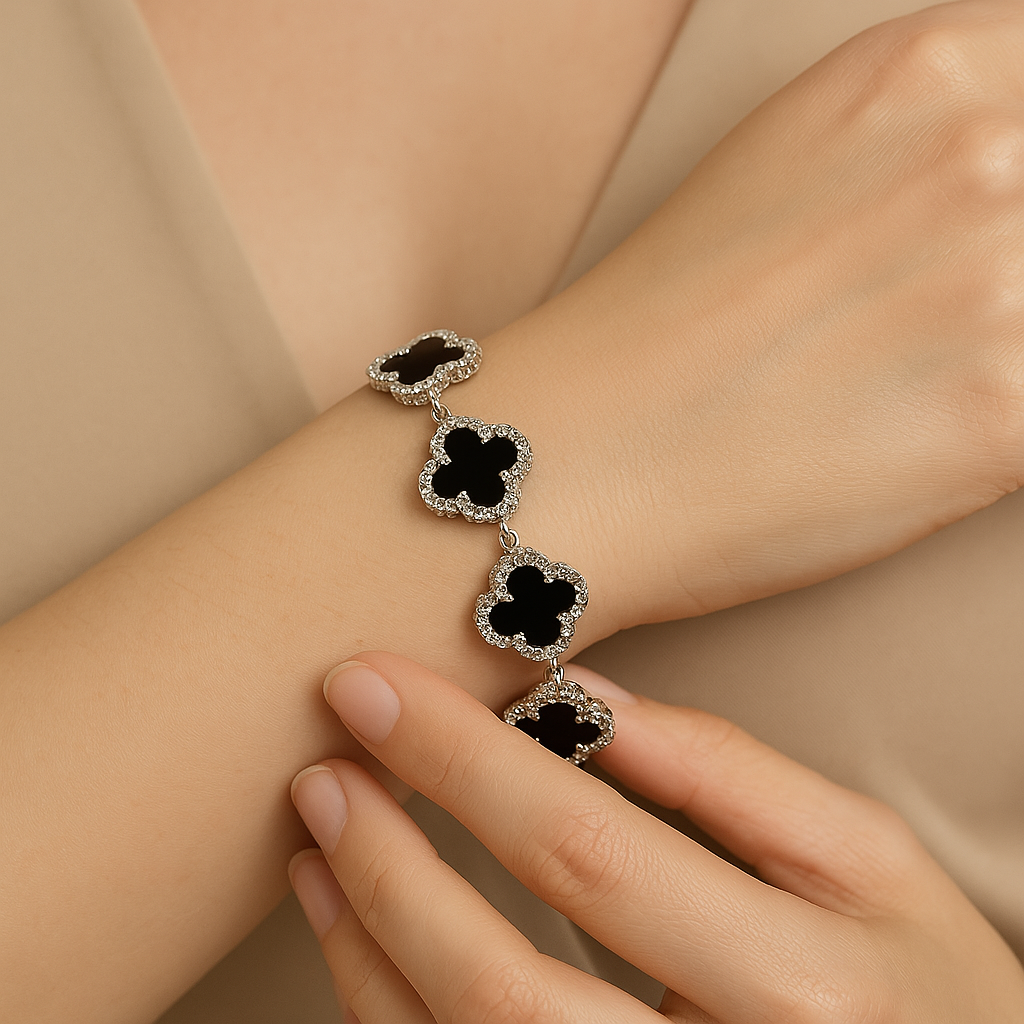 Sparkling Clover Chain Bracelet - Nocini