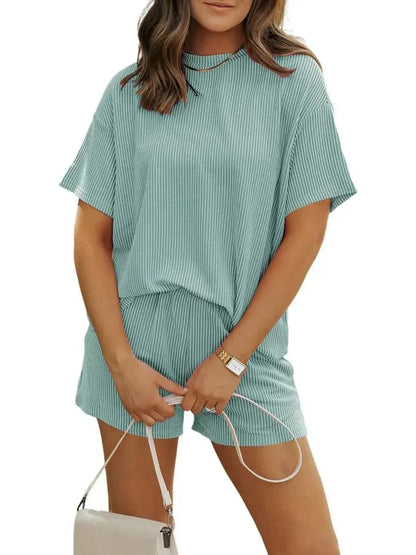 Elegant Textured Knit Outfit for Easy Fashion