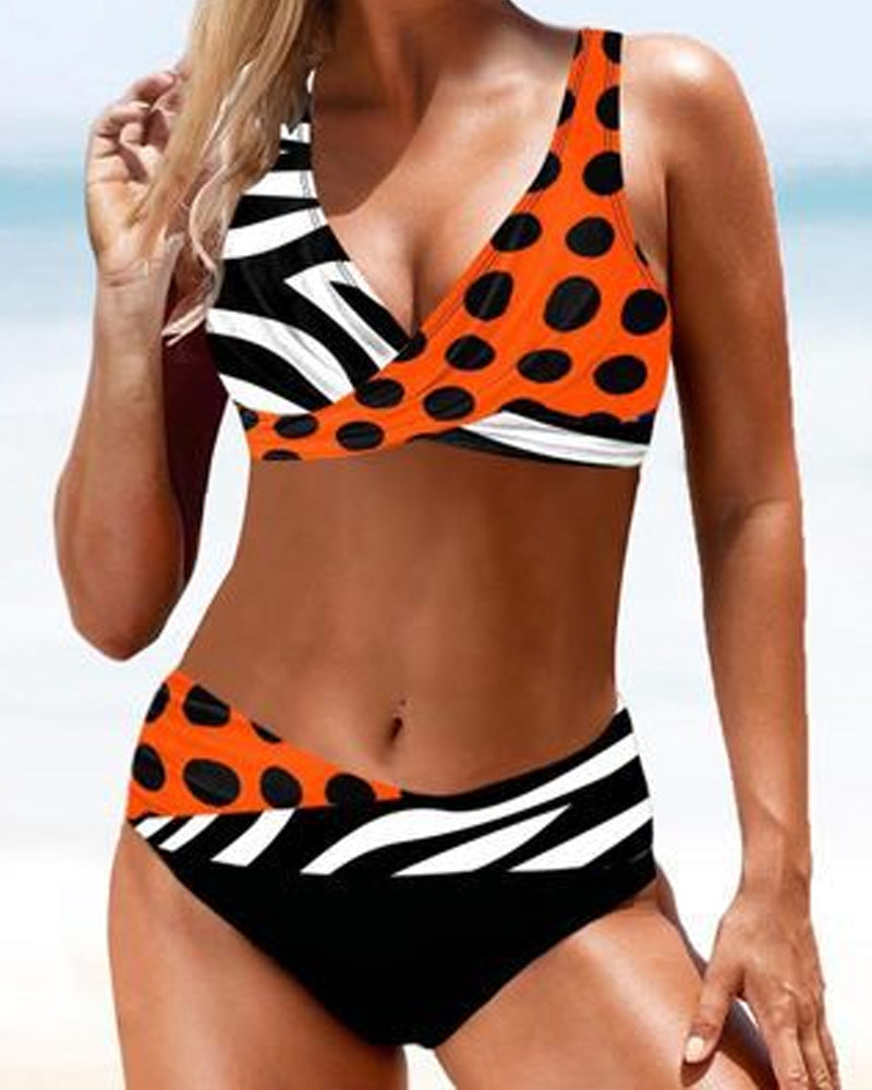 Women's Bikini Swimsuit - Halter Neck Top - Comfortable Fit