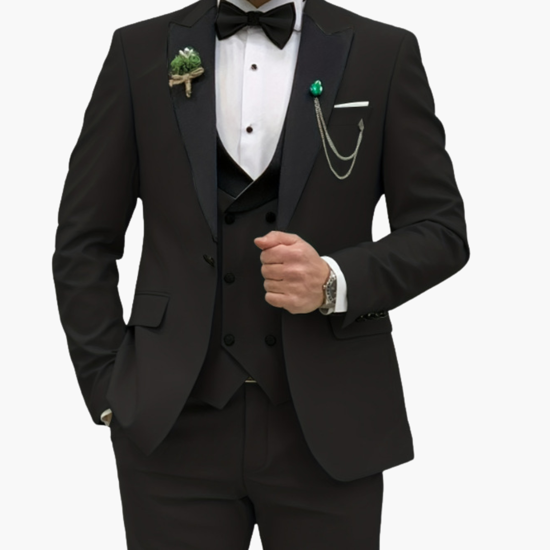 Slim Fit Men's 3 Piece Suit with Contrast Lapels