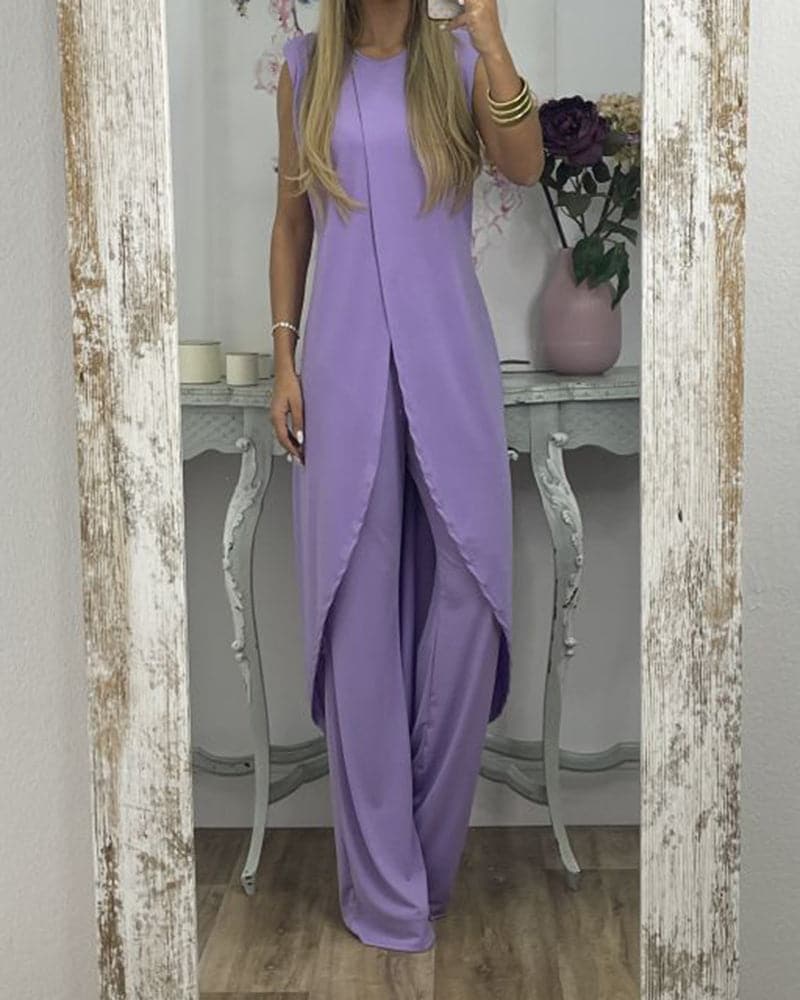 Women's Sleeveless Jumpsuit with Wide Leg Comfort Fit - Nocini