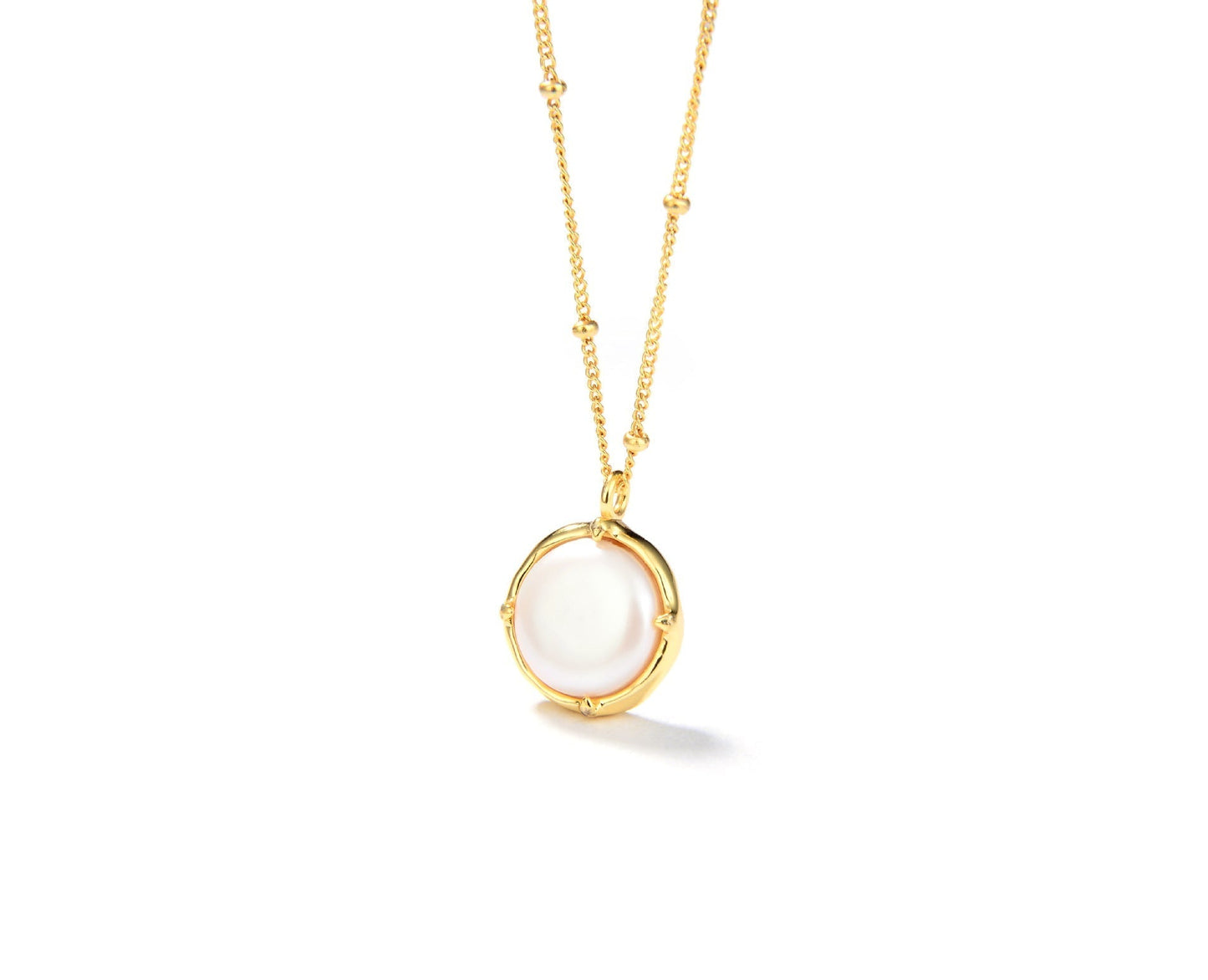 Luxurious Pearl Pendant Necklace, Sterling Silver, Gold Finish