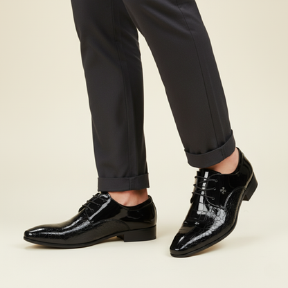 Sleek Men's Leather Dress Shoes - Pointed Toe