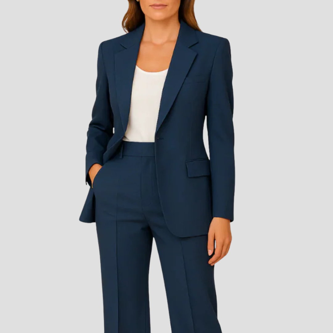 Classic Fit Women's Pantsuit Set