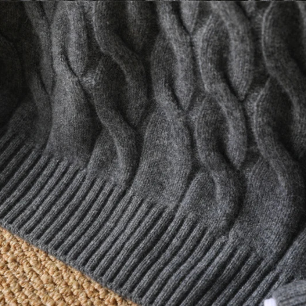 Classic Men's Cozy Cable Knit Sweater