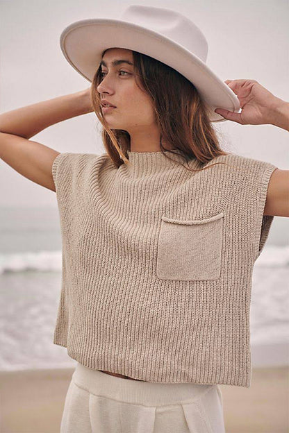 Women's Comfortable Tank Top with Soft Round Neck - Nocini
