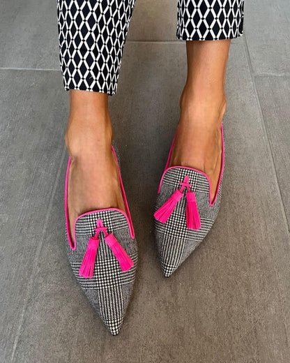 Chic Tassel Slip On Shoes - Olytrend