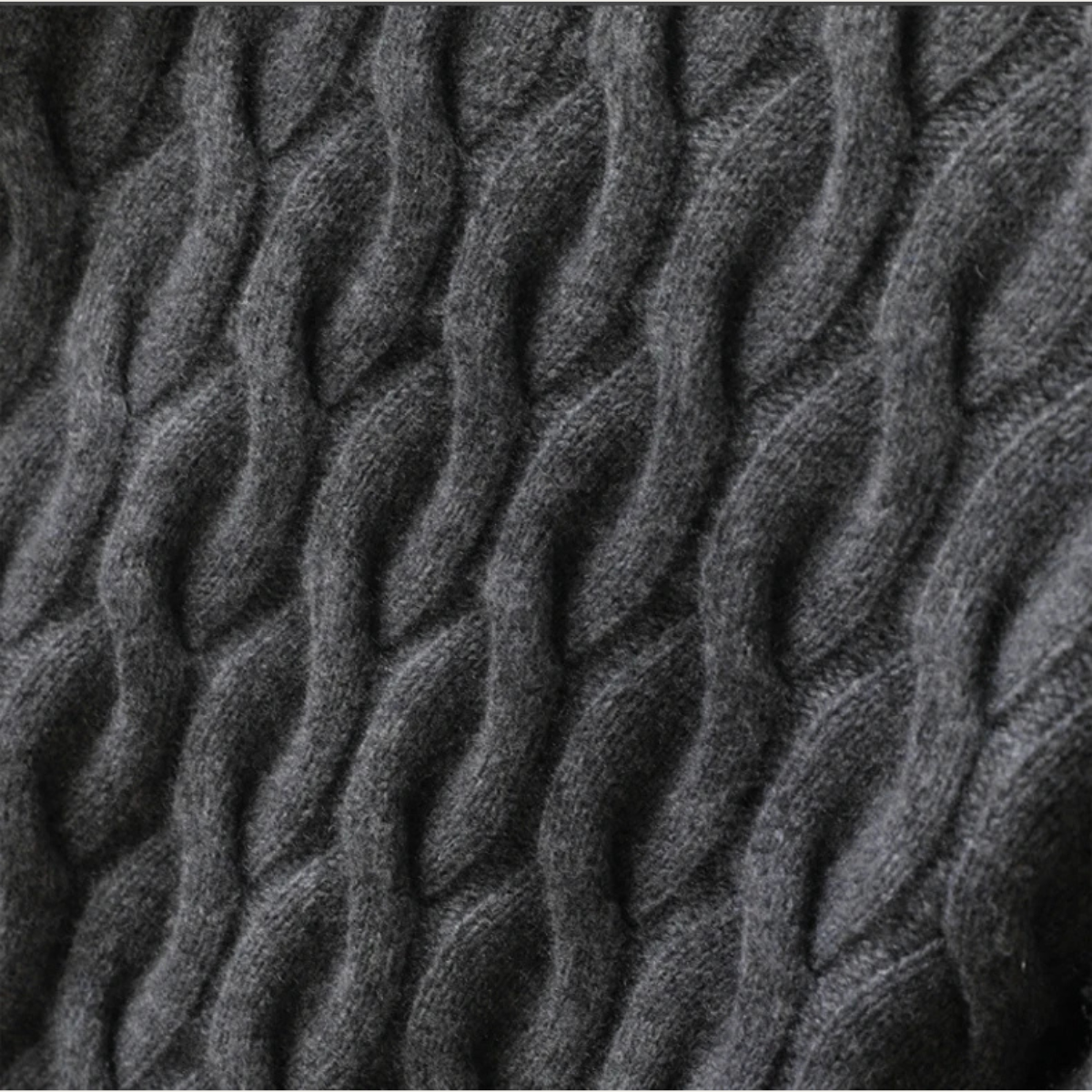 Classic Men's Cozy Cable Knit Sweater