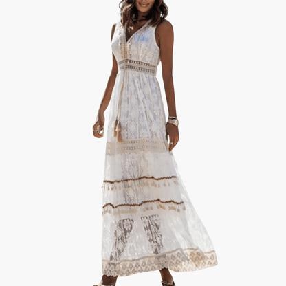 Flowy Ladies Lace Maxi Dress in Chic Bohemian Style