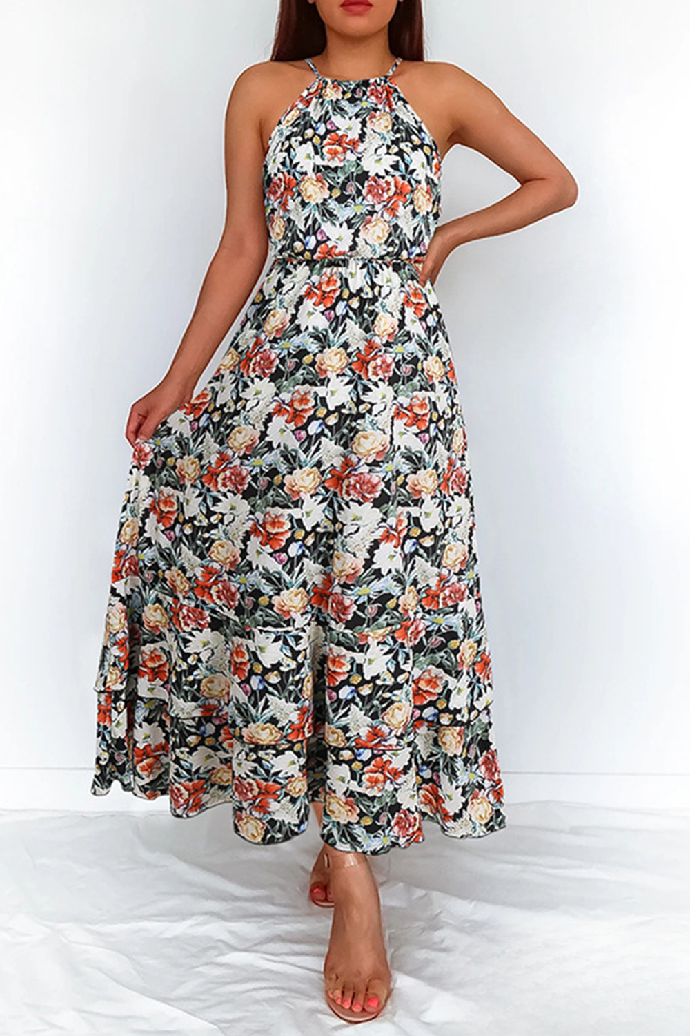 Lovely Maxi Dress - Halter Neck - Flowy and Comfortable - Nocini
