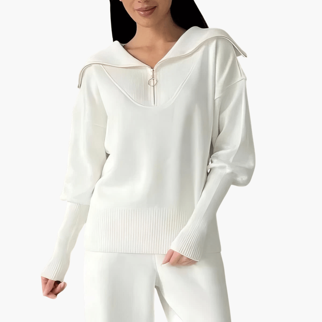 Classic 2-Piece Outfit for Women