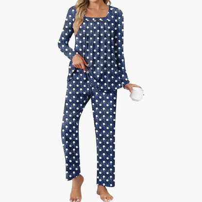 Cozy Women's Star Print Pajamas
