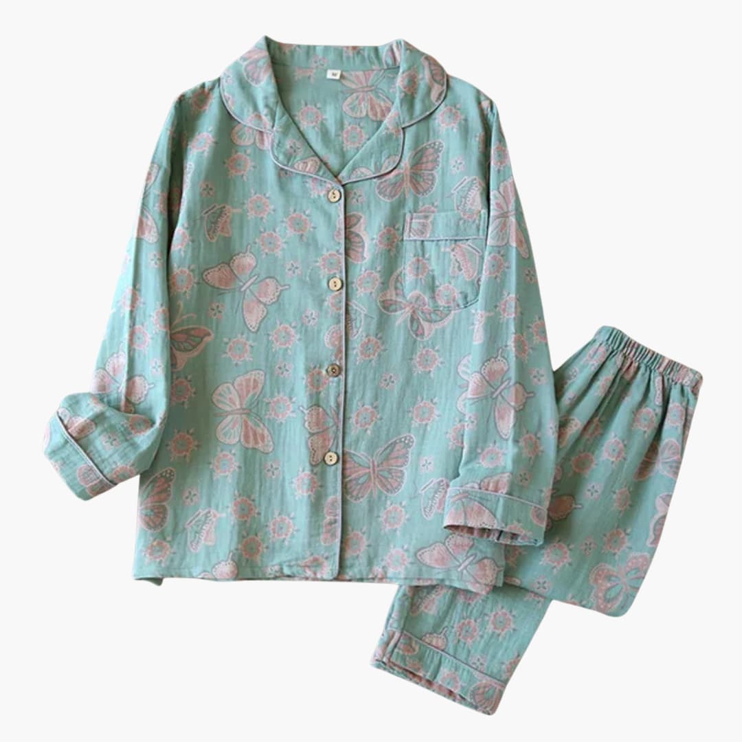 Cozy Women's Fleece Pajama Set with Cute Bear Design