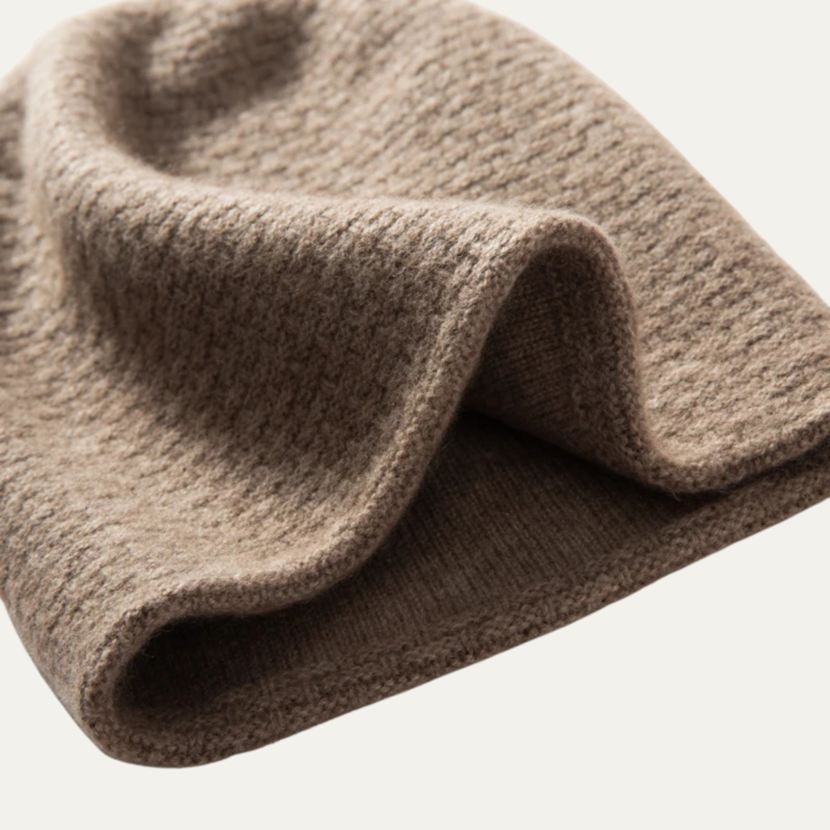 Soft Luxury Cable Knit Cashmere Hat