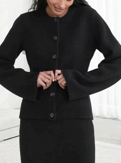 Cozy Women's Wool Cardigan with Pockets
