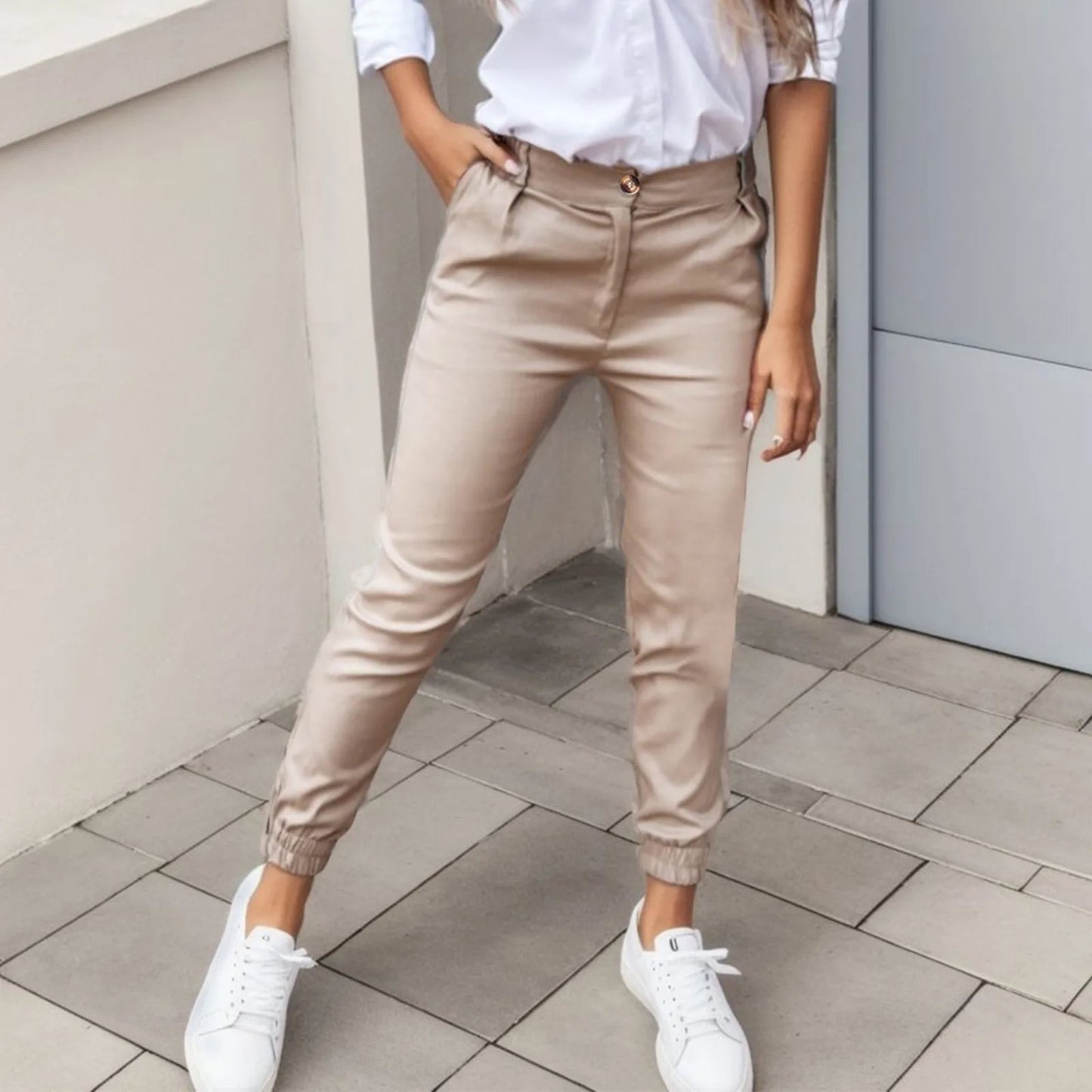 Fitted Gym Pants with Side Pockets