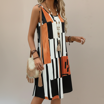 Elegant Strapless Fit Dress