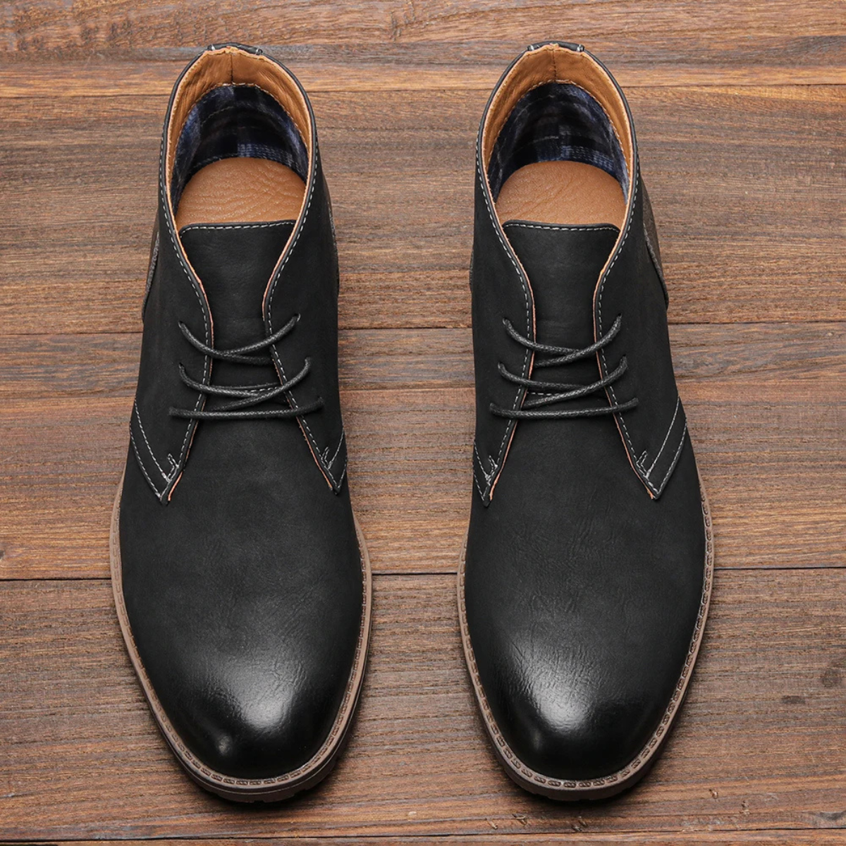 Classic Men's Distressed Leather Smart Boots