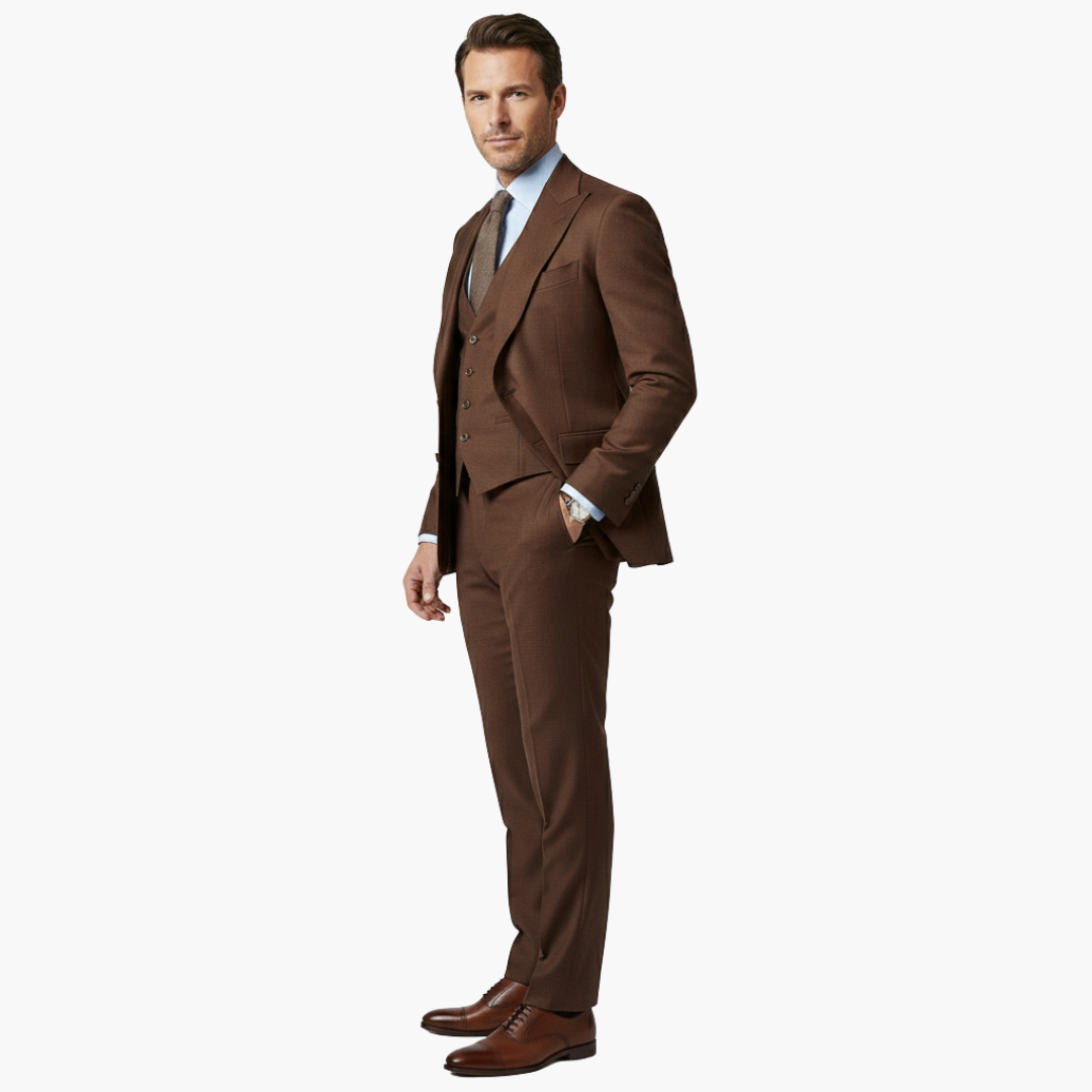 Classic Fit 3 Piece Suit with Peak Lapel Jacket