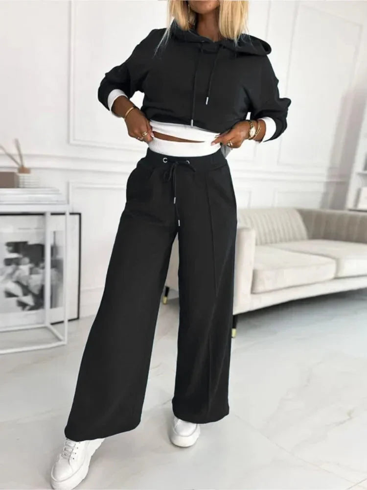 Comfortable Women's 2-Piece Track Suit