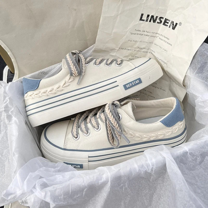 Comfortable Casual Lace Up Sneakers