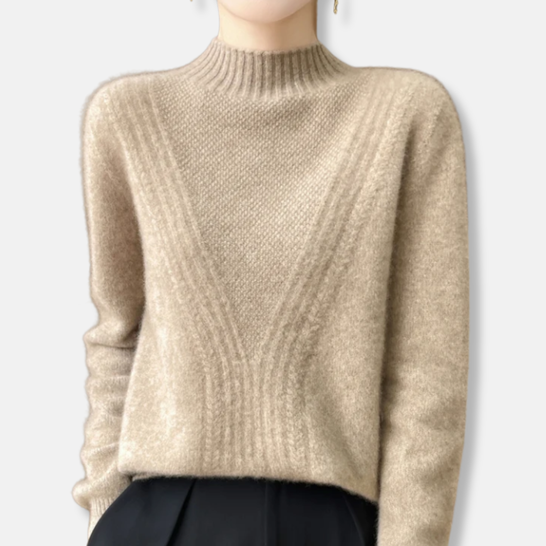 Casual Fit Women's Crew Neck Sweater