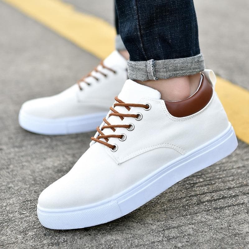 Men's Lightweight Athletic Shoes - Nocini