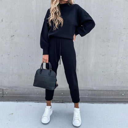 Women's Active Wear Set - Soft Sweatshirt & Leggings