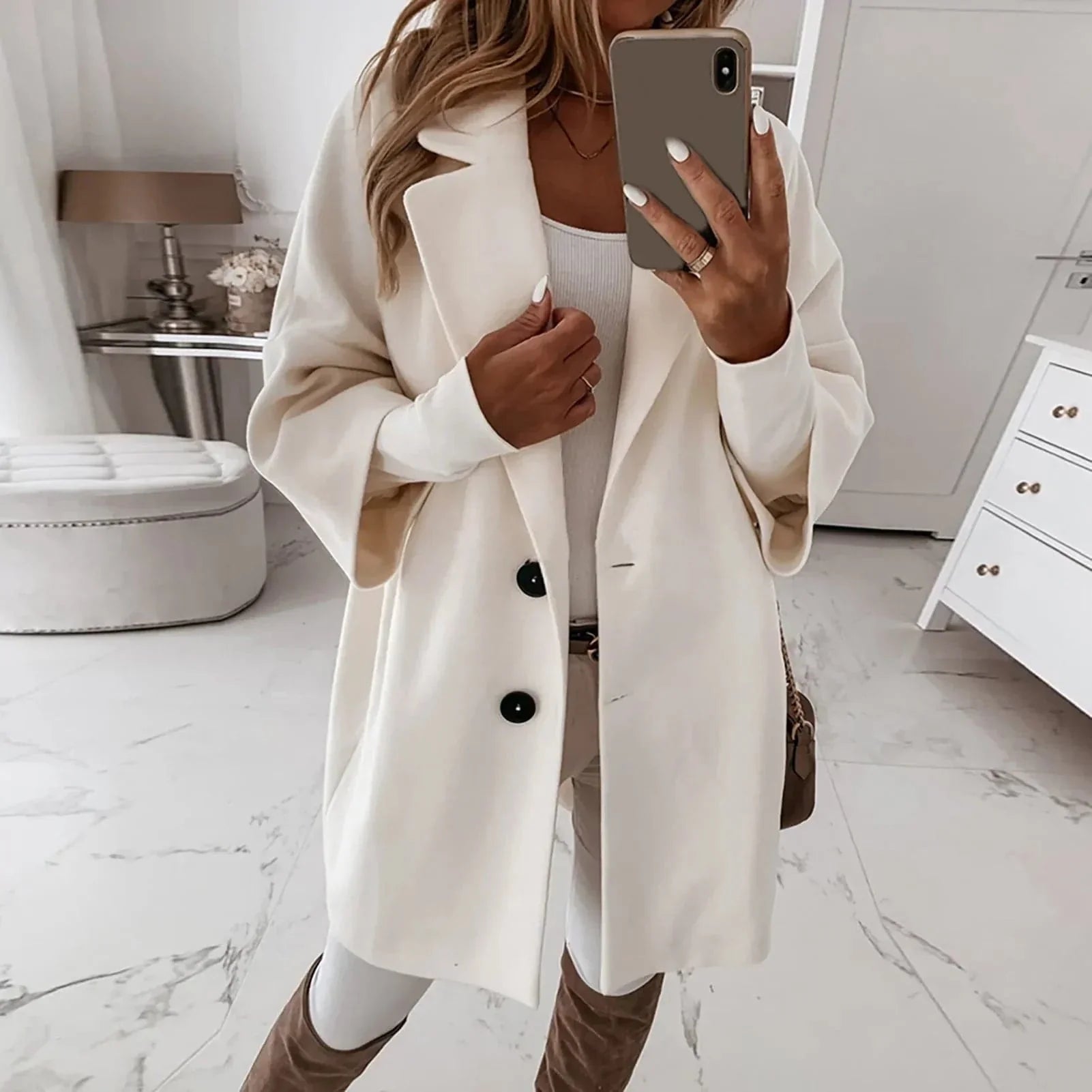Classic Fit Women's Long Wool Coat - Nocini