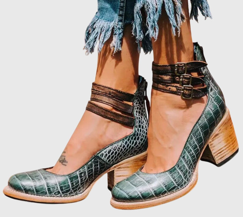 Nina | Chic And Cozy Flat Sandals