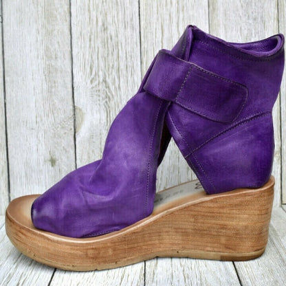 Summer Wedge Sandals with Buckle Strap