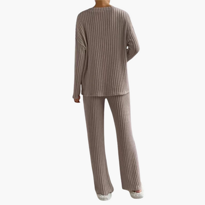 Comfy Women's V-Neck Ribbed Pajama Set
