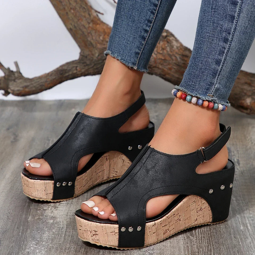 Stylish Buckle Toe Wedge Sandals for Everyday Wear - Olytrend