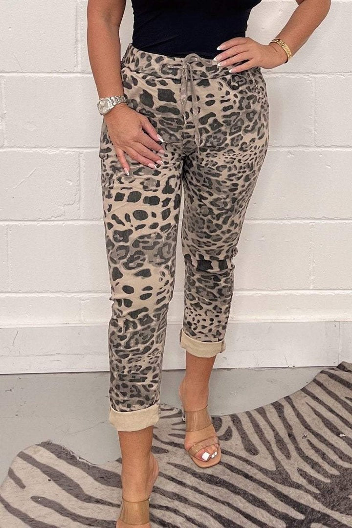 Relaxed Fit Leopard Cuffed Pants for Women