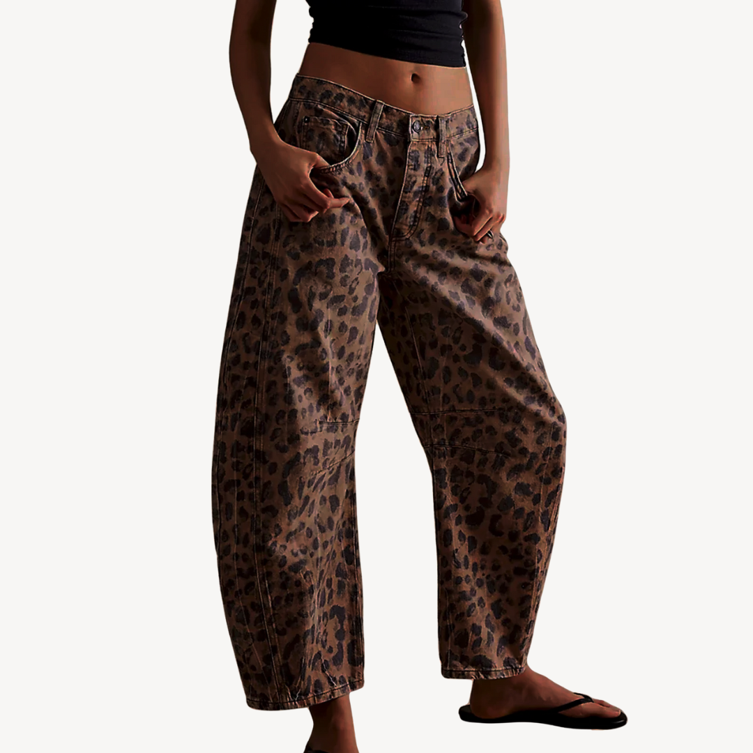 Fashionable Loose Fit Womens Jeans