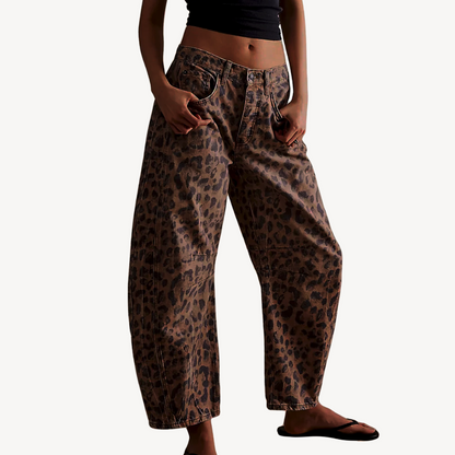Fashionable Loose Fit Womens Jeans