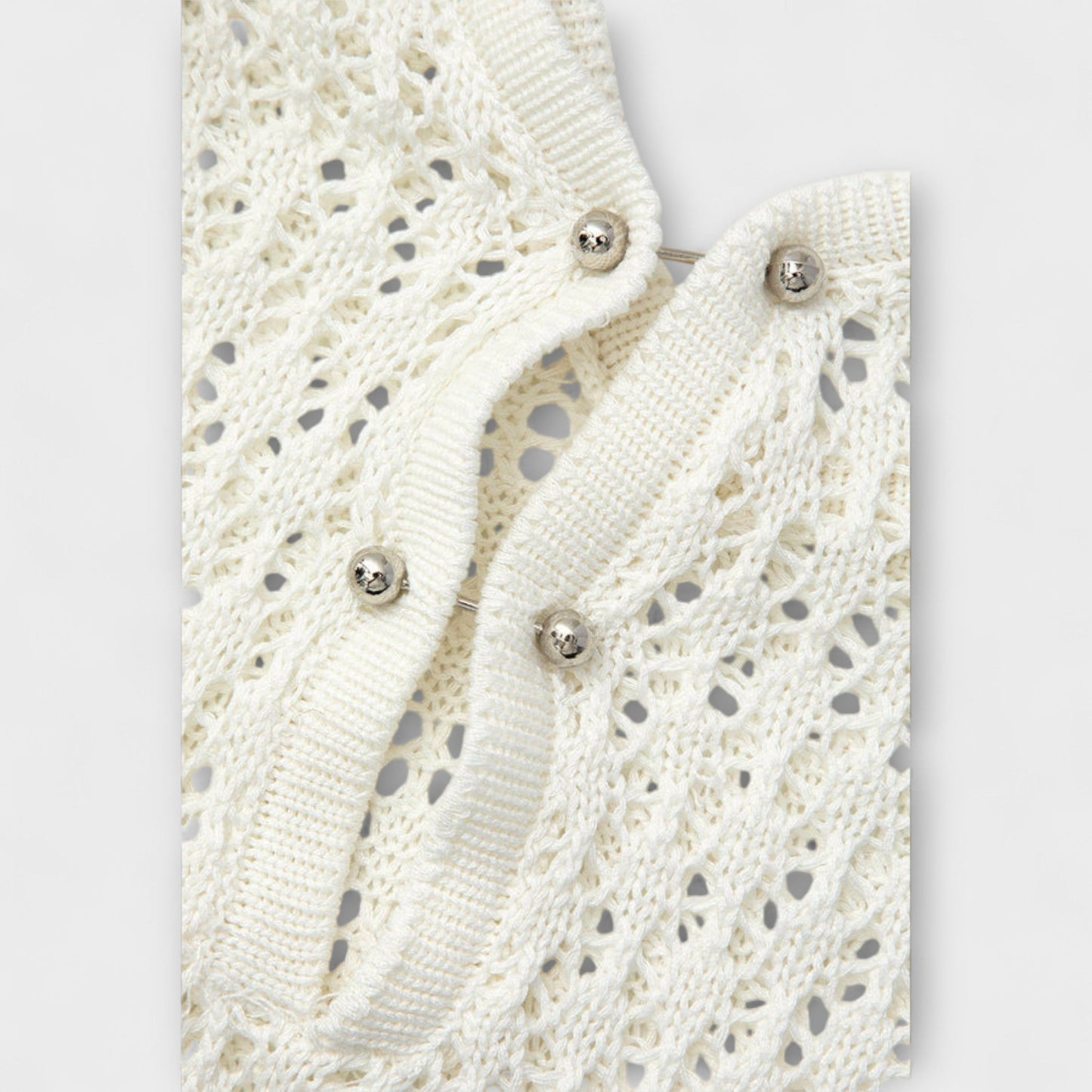 Chic White Sundress for Summer Vacation